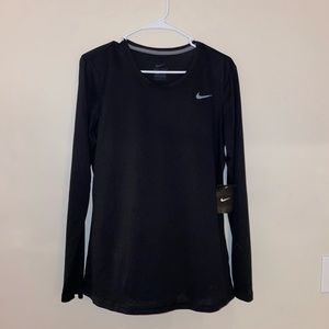 Women’s Nike Dri-Fit Long Sleeve Shirt Size L
